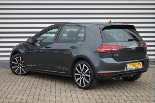 Volkswagen Golf - 1.4 TSI GTE - 1