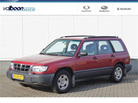 Subaru Forester - 2.0 AWD Airco | Cruise | Trekhaak | Goede staat - 1