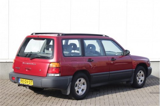 Subaru Forester - 2.0 AWD Airco | Cruise | Trekhaak | Goede staat - 1