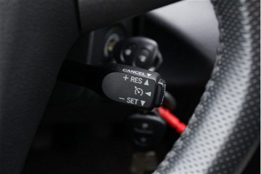 Toyota RAV4 - 2.0 VVTi Dynamic | Clima | Cruise | Trekhaak | 1e Eigenaar - 1