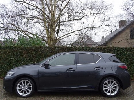 Lexus CT - 200h Hybrid Navi, Cruise, ECC, PDC, LED/Xenon, Dealer onderhouden - 1