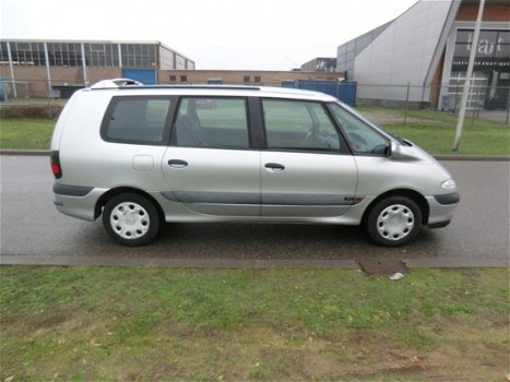 Renault Grand Espace - 2.0 RTE - 1