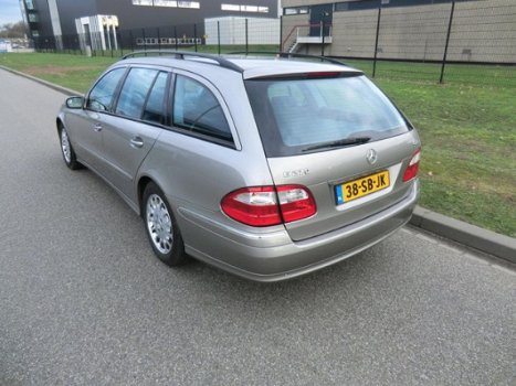 Mercedes-Benz E-klasse Combi - 270 CDI Avantgarde - 1