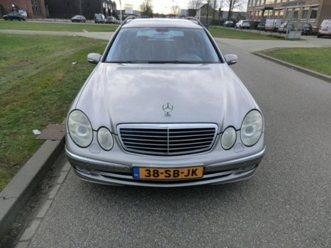 Mercedes-Benz E-klasse Combi - 270 CDI Avantgarde - 1