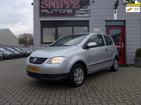 Volkswagen Fox - 1.4 Trendline -STUURBEKRACHTIGING-98.000 KILOMETERS-APK 26/02/2021 - 1