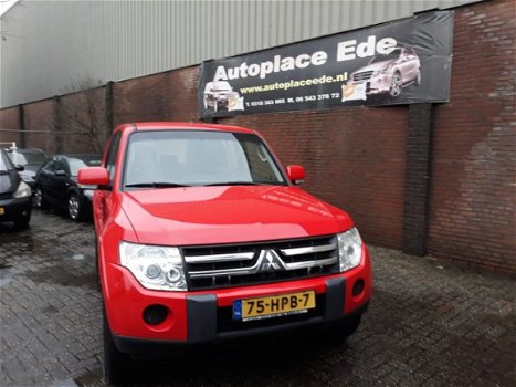 Mitsubishi Pajero - 3.2 DI-D Instyle AUTOMAAT ECC 4X4 DIESEL 7-PERSOONS - 1