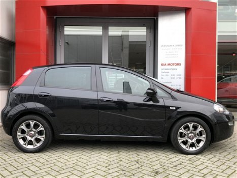 Fiat Punto Evo - 0.9 TwinAir Lounge CRUISE CONTROL / CLIMATE CONTROL / PARKEERHULP - 1