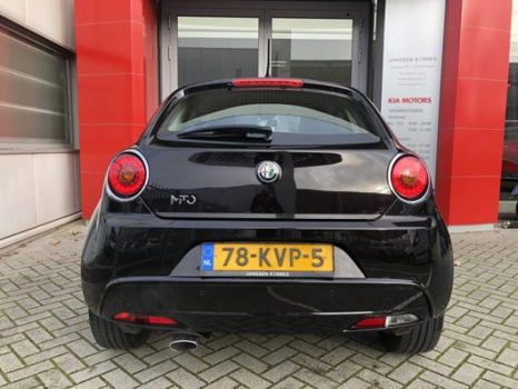 Alfa Romeo MiTo - 1.4 Distinctive Climatic / Parkeerhulp / Cruise / 16