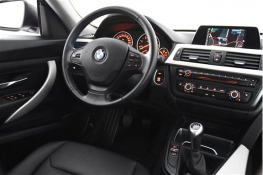 BMW 3-serie Gran Turismo - 318d *Navigatie*Leer*Keyless - 1