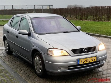 Opel Astra - 1.6i 8V Elegance - 1