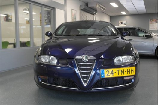 Alfa Romeo GT - 2.0 JTS Collezione Leder, Clima controle, Cruise controle, Lm velgen, Enz PRIJS INCL - 1