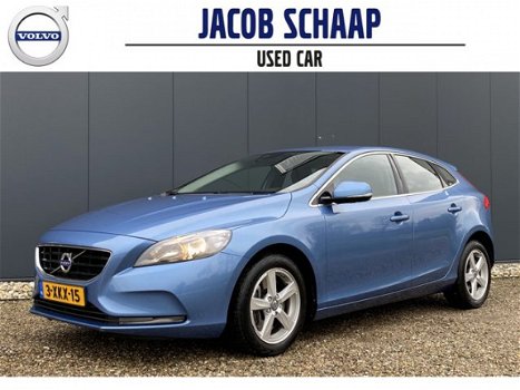 Volvo V40 - 2.0 D4 Momentum Business Navi / Blue Tooth / Metallic / PDC achter / - 1