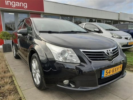 Toyota Avensis - 1.8 VVT-i 147pk Business Plus | AUTOMAAT, Navi, Cruise, dealeronderhouden - 1