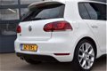 Volkswagen Golf - 2.0 GTD * LEER * NAVIGATIE * AUTOMAAT * LED XENON - 1 - Thumbnail