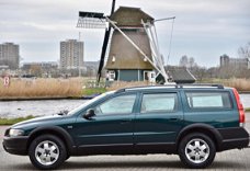 Volvo V70 Cross Country - 2.4 T Geartr. Comf. Youngtimer, leder