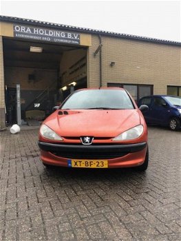 Peugeot 206 - 1.1 XR - 1