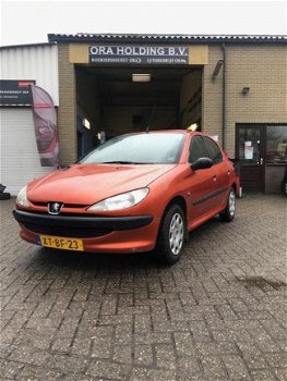 Peugeot 206 - 1.1 XR - 1