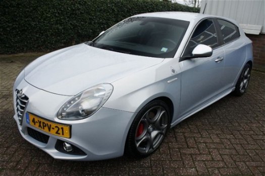 Alfa Romeo Giulietta - 2.0JTDM 180PK EXCLUSIVE - 1