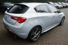 Alfa Romeo Giulietta - 2.0JTDM 180PK EXCLUSIVE