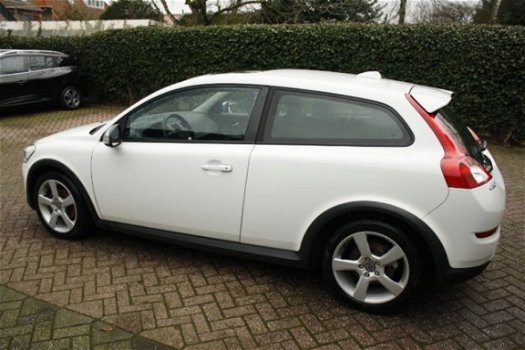 Volvo C30 - 1.6 D2 R-DESIGN MOTOR DEFECT - 1