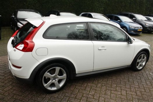 Volvo C30 - 1.6 D2 R-DESIGN MOTOR DEFECT - 1