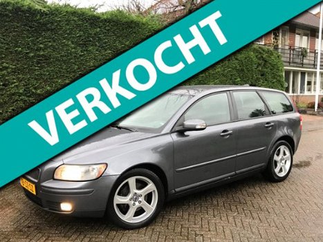 Volvo V50 - 2.0D Edition II RIJDT SUPER/NETTE AUTO/APK/VELGEN - 1