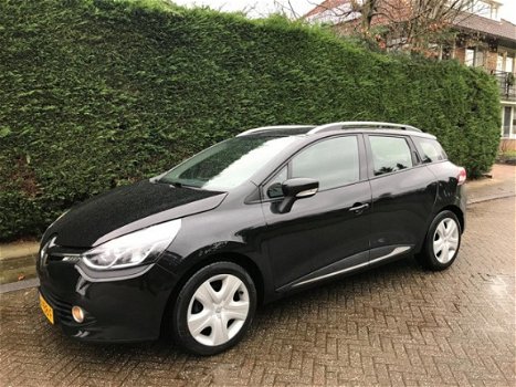 Renault Clio - 1.5 dCi ECO Night&Day ZEER NETJES/RIJDT SUPER - 1