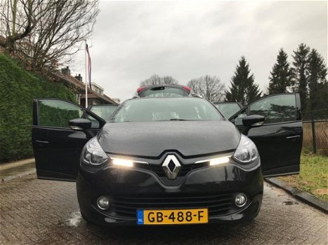 Renault Clio - 1.5 dCi ECO Night&Day ZEER NETJES/RIJDT SUPER - 1