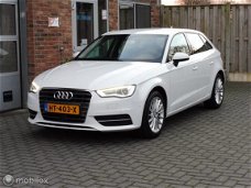 Audi A3 Sportback - 1.4 TFSI CoD Ambiente Pro Line plus 17 INCH