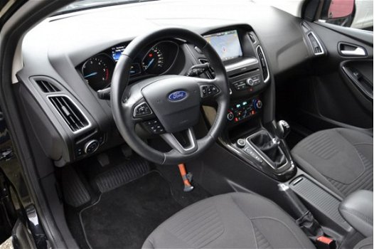 Ford Focus Wagon - 1.5 TDCi 120pk Titanium Lease Edition Clima/NAP/Navi/Cruise/Stoelverw - 1