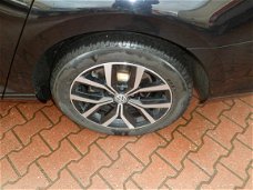 Volkswagen Passat Variant - 2.0 TDI Business Edition R 140kw 190pk