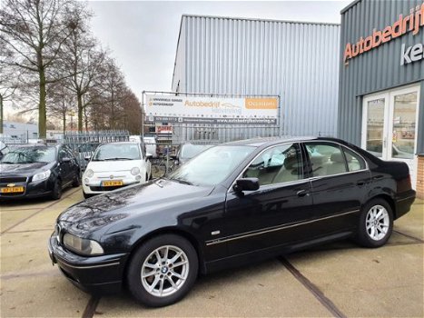 BMW 5-serie - 530i Special Exec, Automaat, Navi, Nieuw APK, - 1