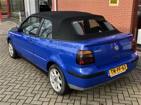 Volkswagen Golf Cabriolet - 1.8 Jazz - 1