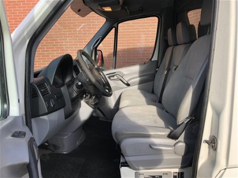 Volkswagen Crafter - 28 2.5 TDI L1H1 (marge auto) - 1