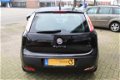 Fiat Punto Evo - 1.4 77PK Airco, Stuurb., Sportwielen - 1 - Thumbnail