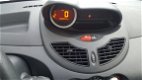 Renault Twingo - 1.2-16V Authentique - 1 - Thumbnail