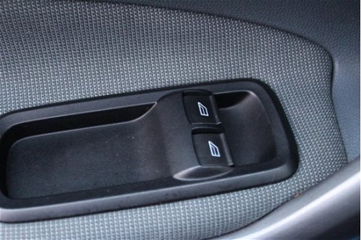 Ford Fiesta - 1.25 60pk 5D LM velgen, Aux/USB aansluiting - 1