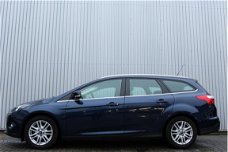 Ford Focus - 1.0 EcoBoost 125pk Titanium Navigatie, Trekhaak, Cruise control