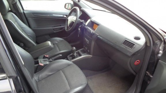 Opel Astra Wagon - 1.8 Elegance Riem Vervangen Bij 175000 - 1
