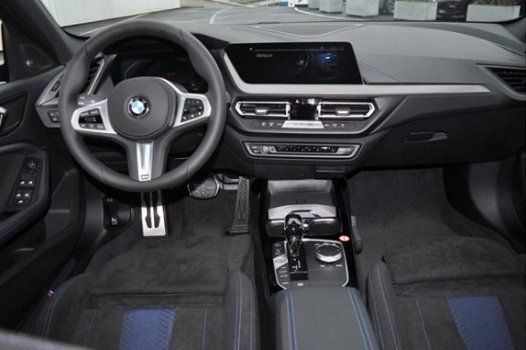 BMW 1-serie - 118i Executive M Sport Edition Aut - 1