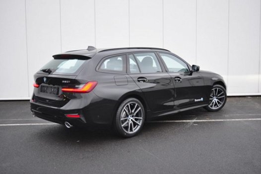 BMW 3-serie Touring - 320i High Executive Sport Line Edition Aut - 1