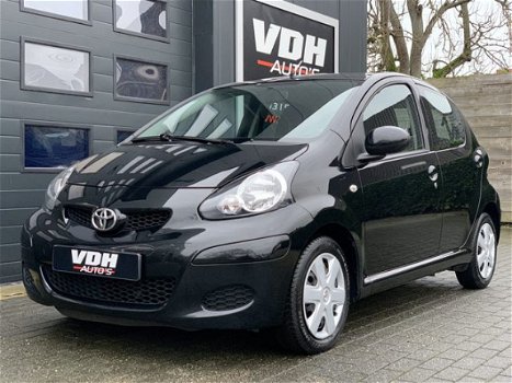 Toyota Aygo - AIRCO - 5DRS - EL PAKKET - NIEUWSTAAT - APK - 1