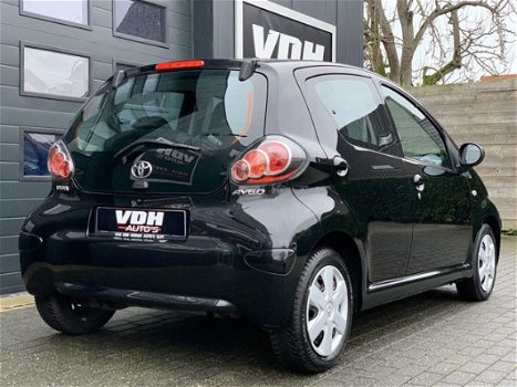 Toyota Aygo - AIRCO - 5DRS - EL PAKKET - NIEUWSTAAT - APK - 1