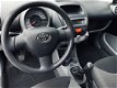 Toyota Aygo - AIRCO - 5DRS - EL PAKKET - NIEUWSTAAT - APK - 1 - Thumbnail