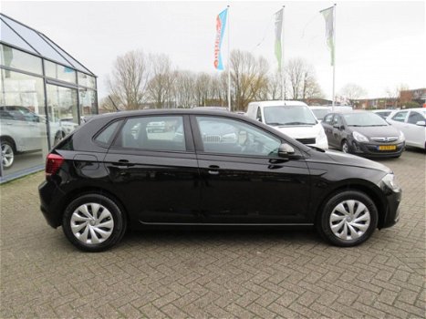 Volkswagen Polo - 1.0 MPI Comfortline /1STE EIG/5-DRS/NAVI/AIRCO/PDC - 1