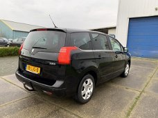 Peugeot 5008 - 1.6 HDiF B / NAVI/ CLIMA/ EX BPM