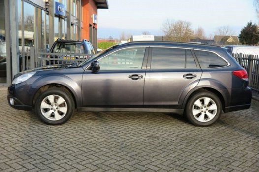 Subaru Outback - 2.5i Executive CVT AWD - 1