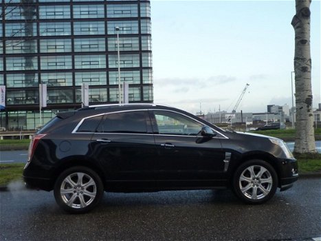 Cadillac SRX - 3.0 V6 AWD Sports Luxury - 1