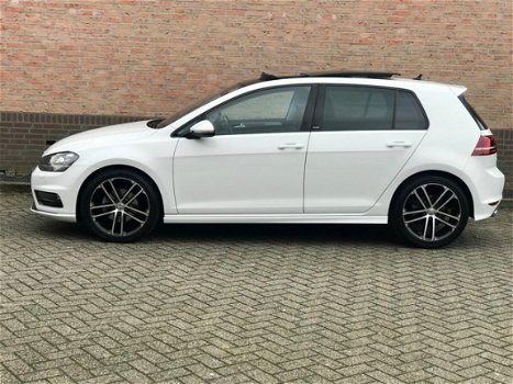 Volkswagen Golf - 1.4 TSI Highline R-Line/Pano/Dsg/Navi - 1