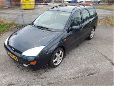Ford Focus Wagon - 1.8-16V Collection MET VOL JAAR A.P.K. (AIRCO)